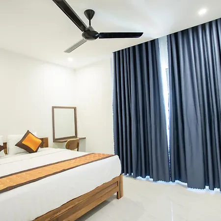 Palm Beach Hotel Phu Yen - Kite Surfing Spot In Winter Tuy Hoa Exterior photo