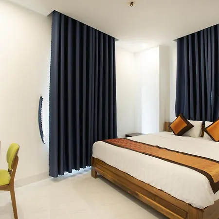 Palm Beach Hotel Phu Yen - Kite Surfing Spot In Winter Tuy Hoa Exterior photo