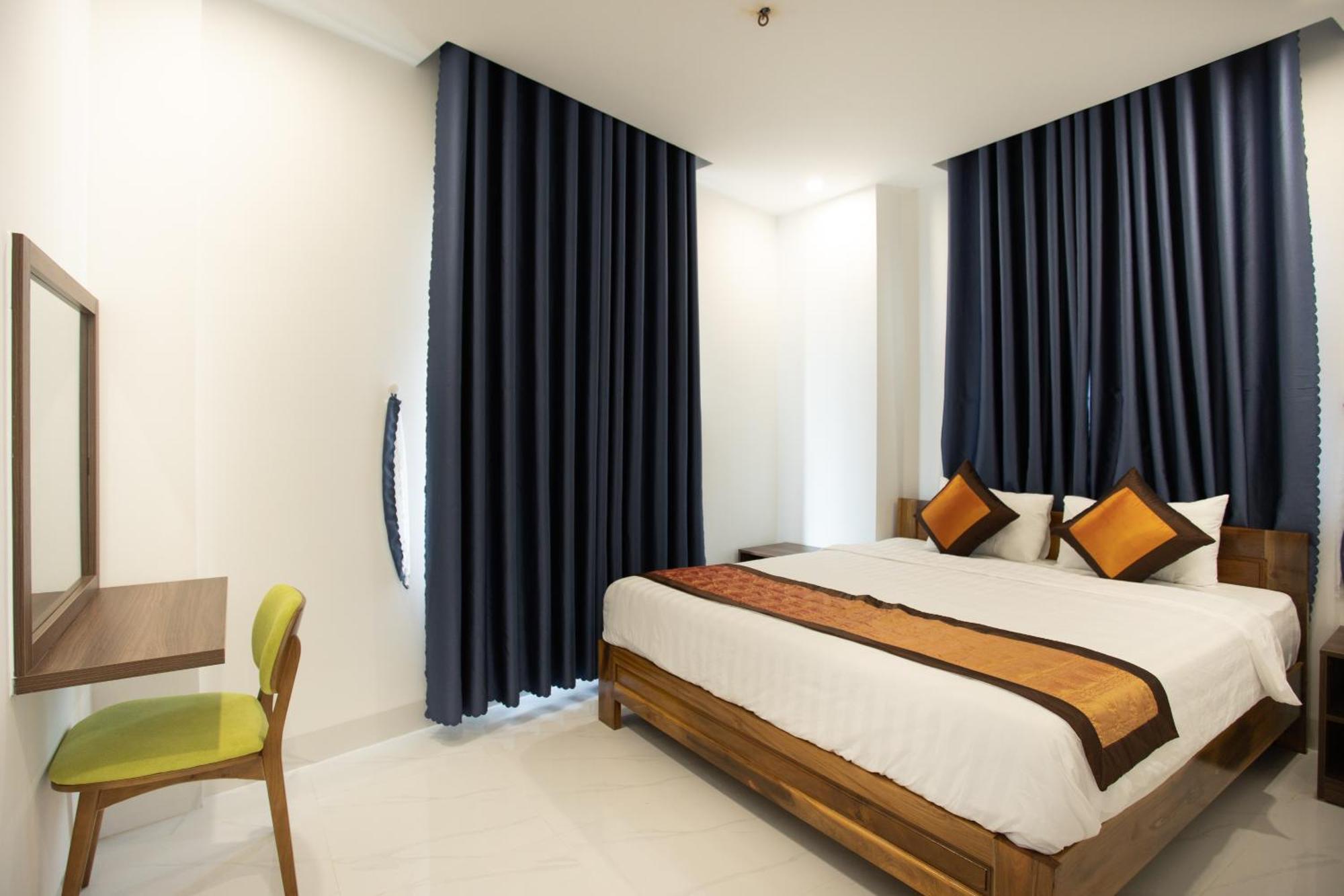 Hotel Palm Phu Yen - Kite Surfing Spot In Winter *