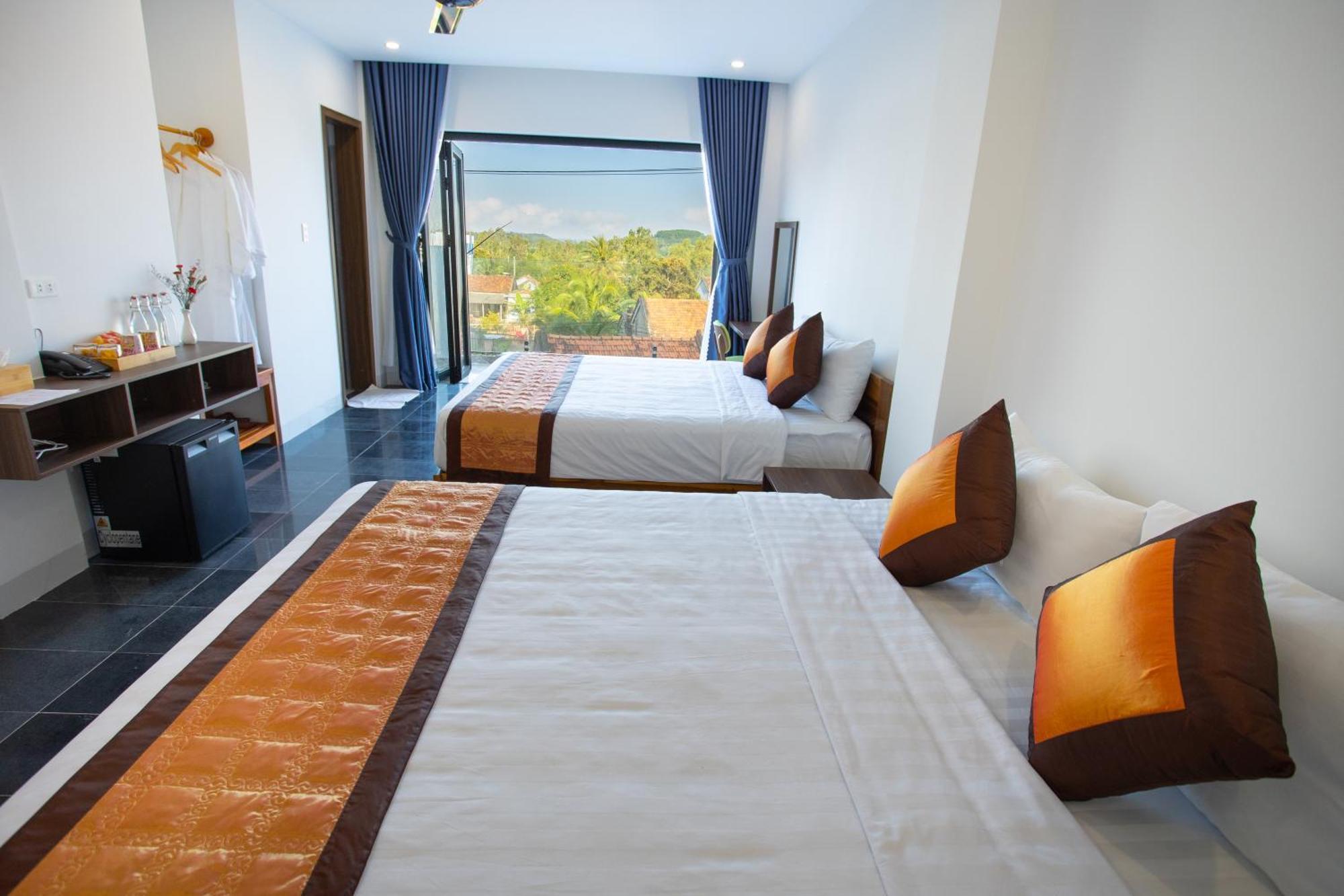 Hotel Palm Phu Yen - Kite Surfing Spot In Winter Tuy Hoa