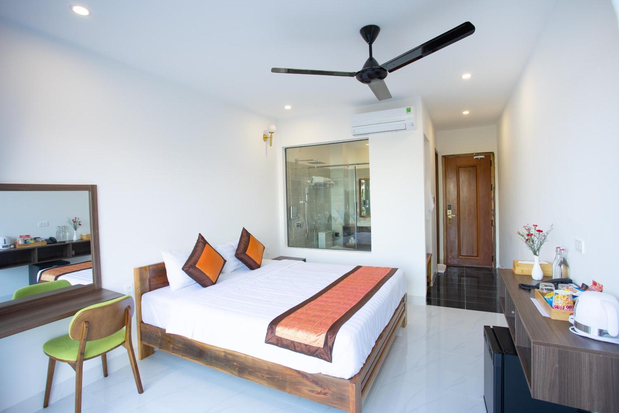 Hotel Palm Phu Yen - Kite Surfing Spot In Winter *